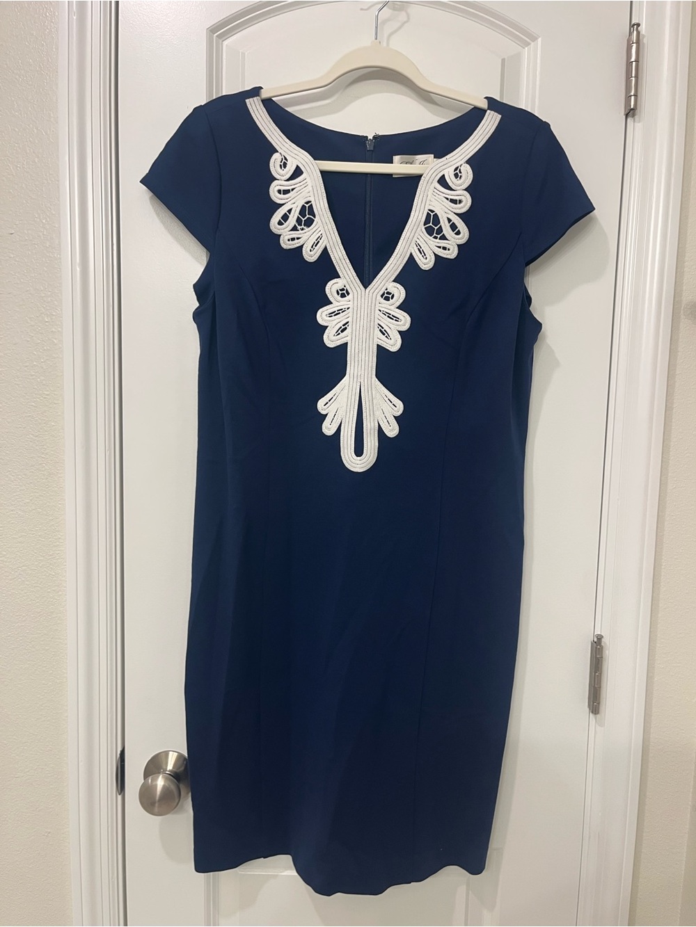 Eliza J Navy Blue Sheath Dress with White Embroidered Neck Cap Sleeves Size 14